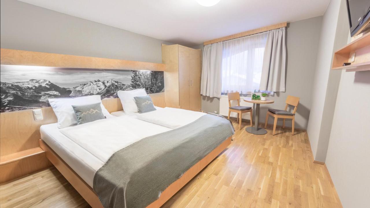 Jufa Hotel Montafon Бартоломеберг Экстерьер фото
