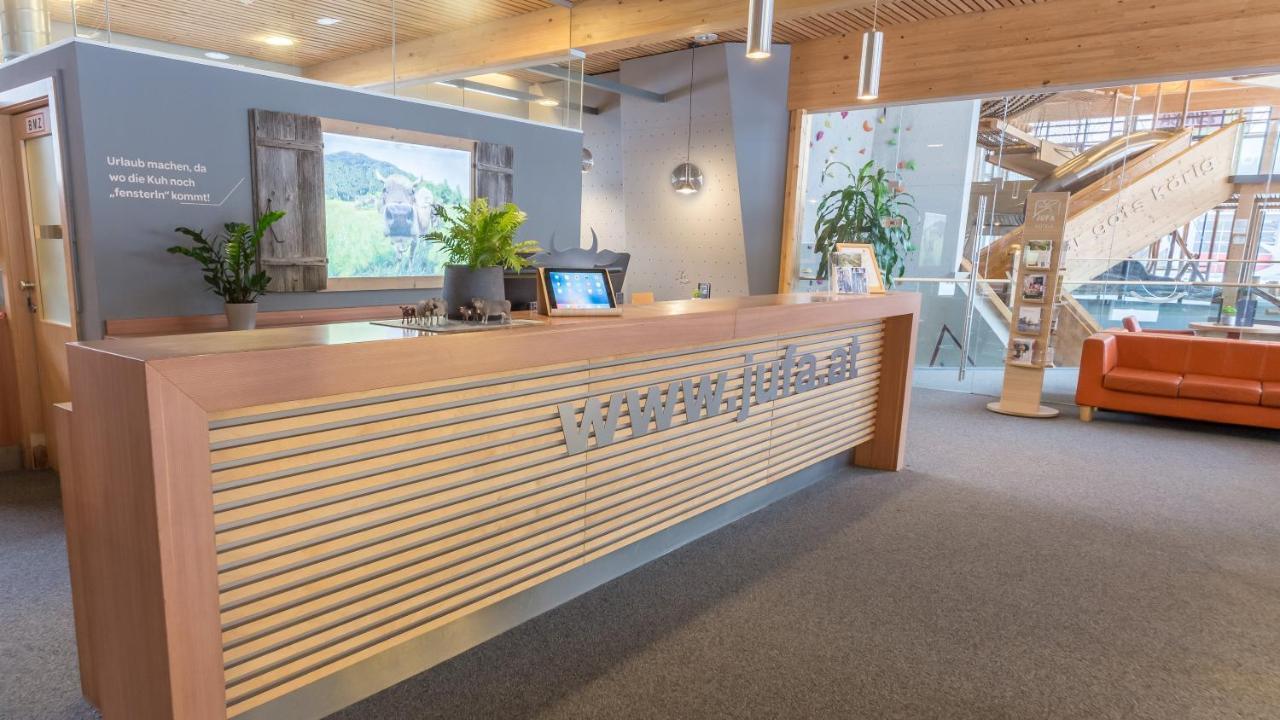 Jufa Hotel Montafon Бартоломеберг Экстерьер фото