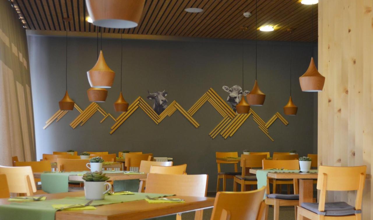Jufa Hotel Montafon Бартоломеберг Экстерьер фото