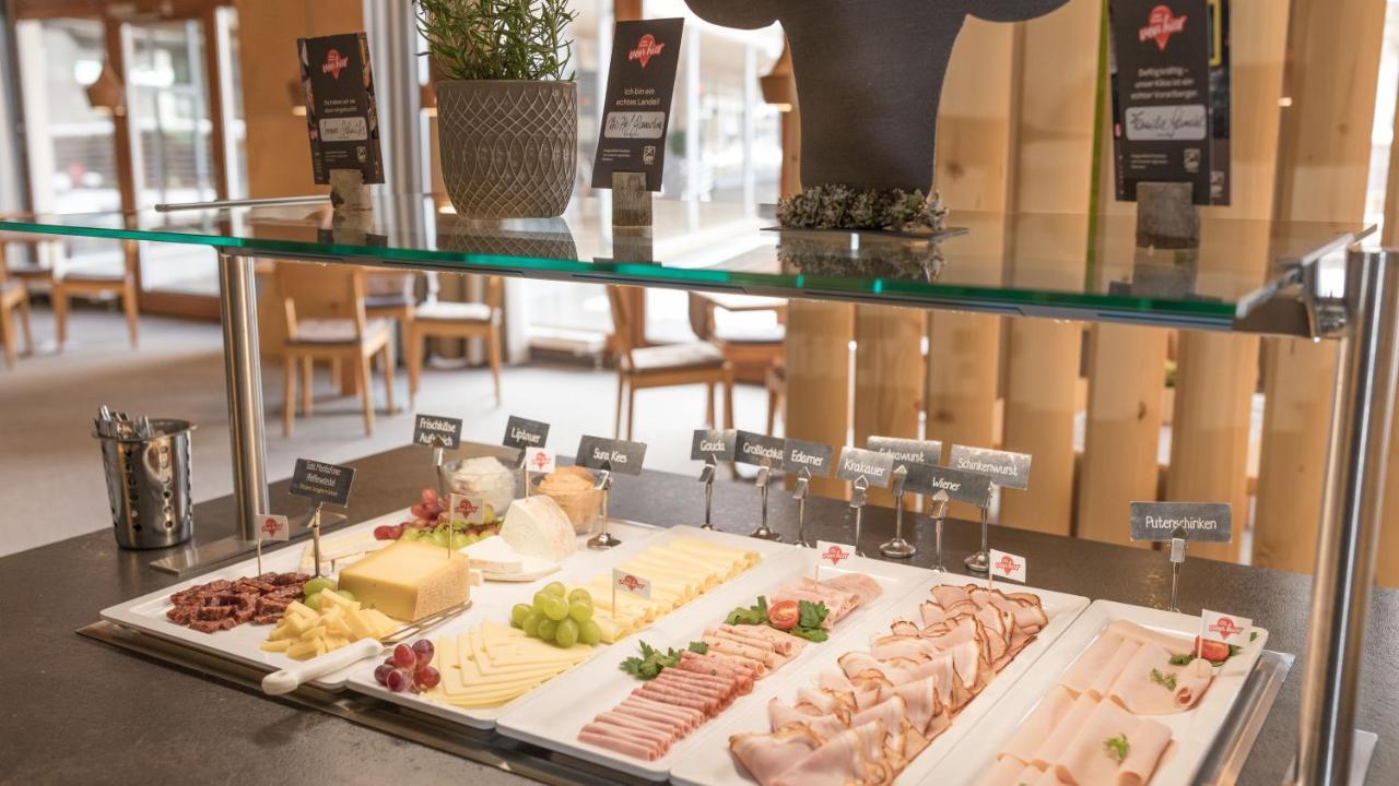 Jufa Hotel Montafon Бартоломеберг Экстерьер фото