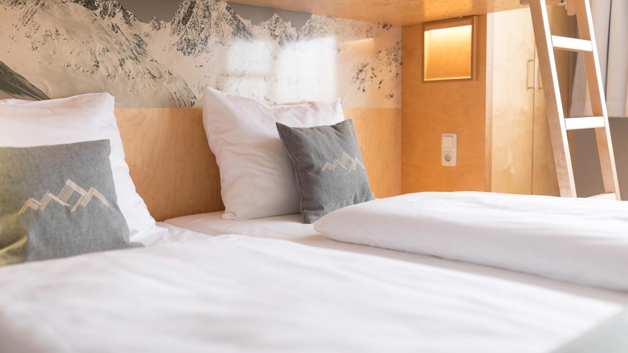 Jufa Hotel Montafon Бартоломеберг Экстерьер фото