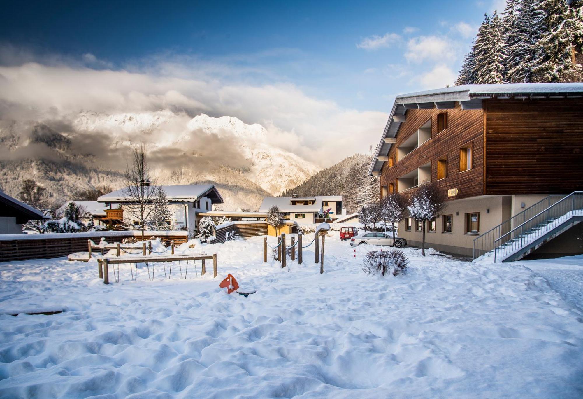 Jufa Hotel Montafon Бартоломеберг Экстерьер фото
